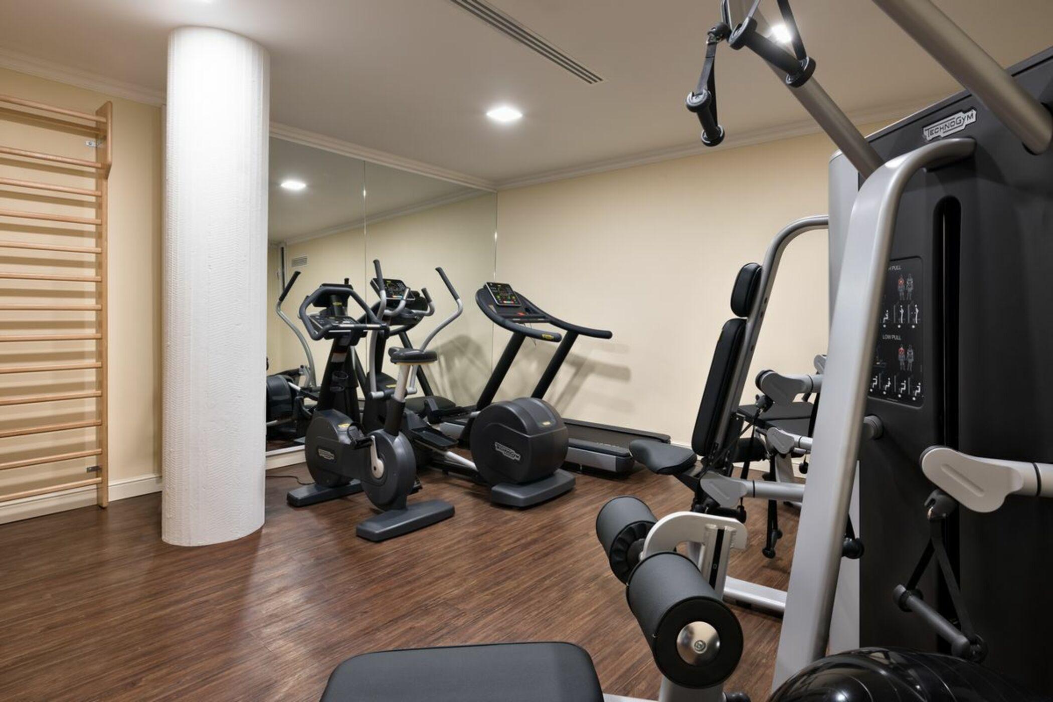 Hotel Executive 4*