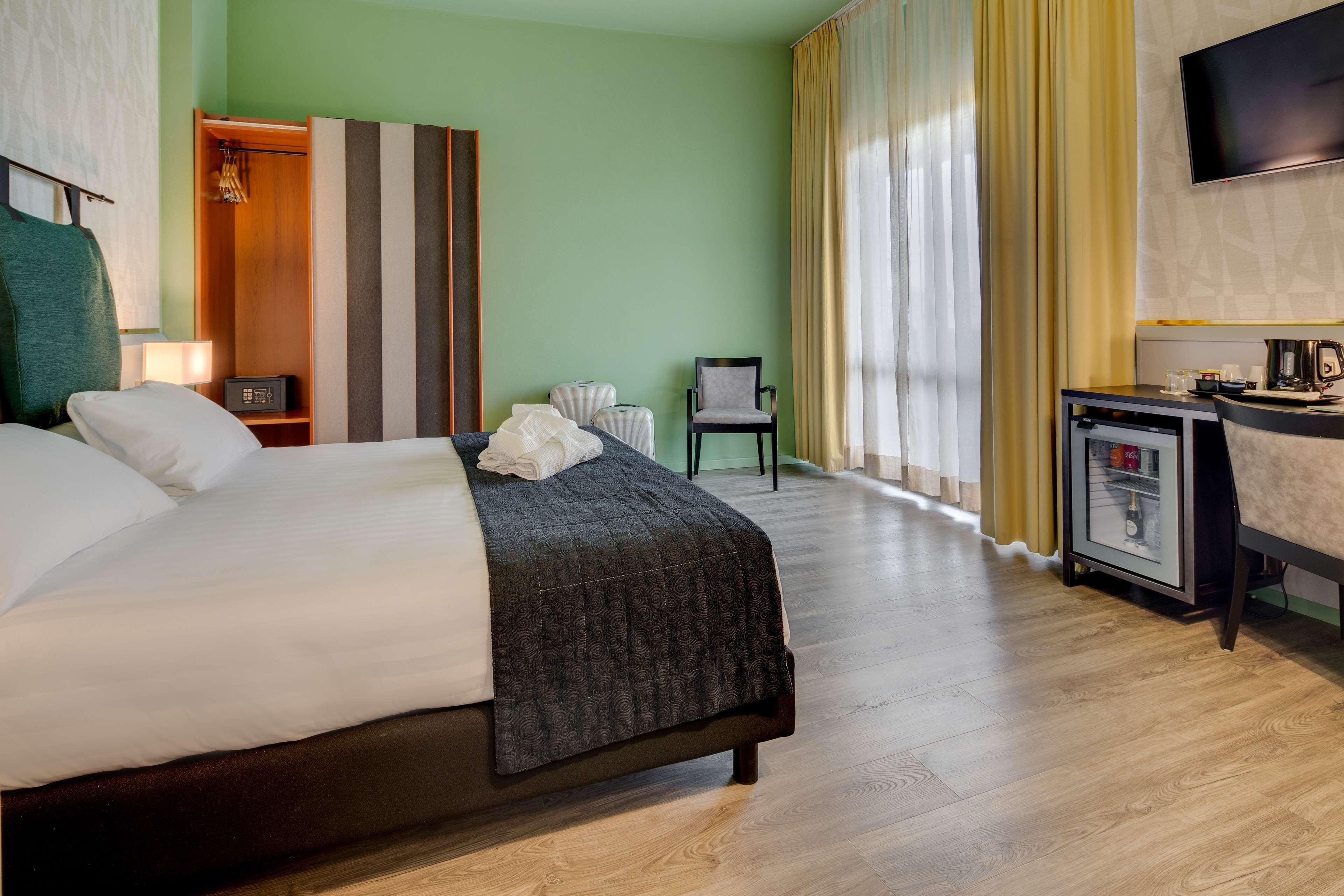 Hotel Western Chc 4*