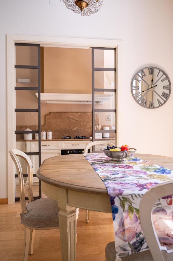 Appartamento And Roomy Near The Station And Duomo - Homeunity Firenze