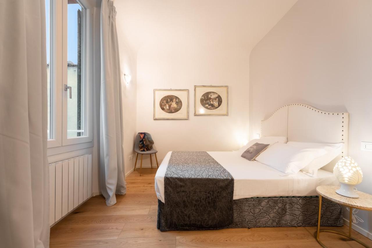 Accademia - Flo Florence