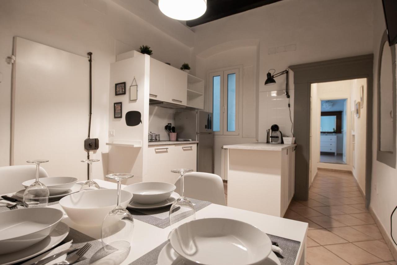 2 Next To A Market And Piazza Santa Croce - Homeunity * Florence
