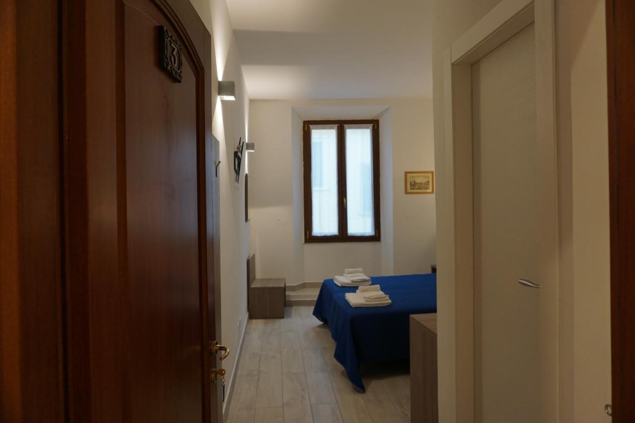 Holiday Rooms * Florence