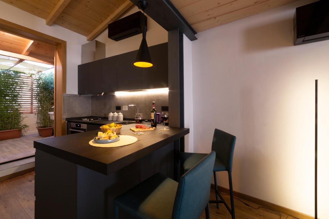 Industrial Design Loft With Outdoor Living Terrace Firenze
