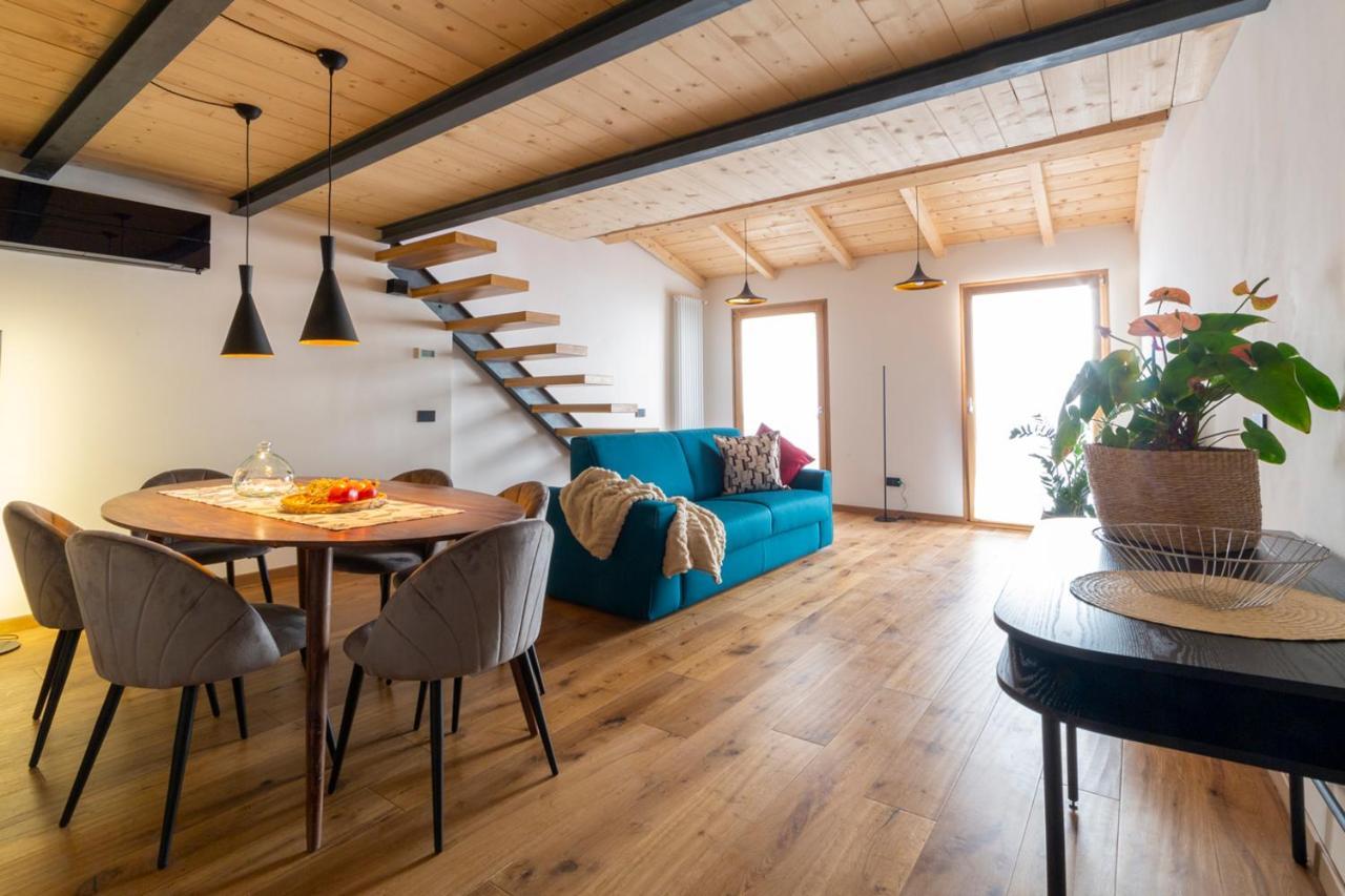 Industrial Design Loft With Outdoor Living Terrace Firenze