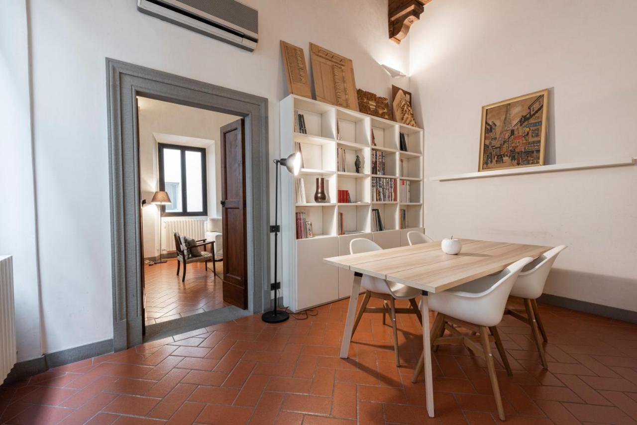 Apartment Porta Rossa Modern By Mmega