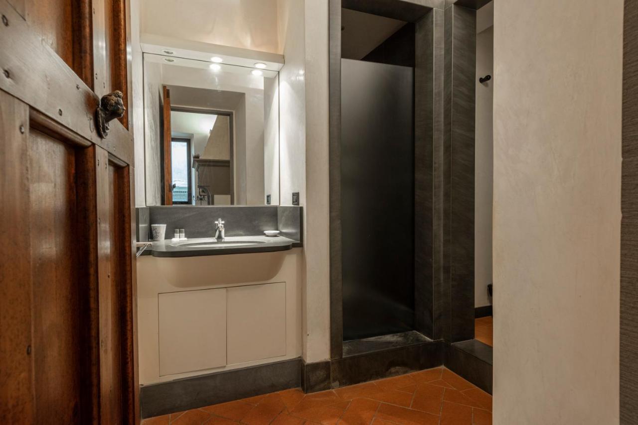 Porta Rossa Modern By Mmega Florence