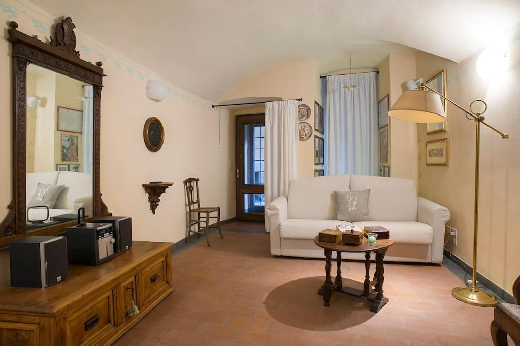 Il Rifugio Di Michelangelo.firenze,ponte Vecchio. Appartamento *