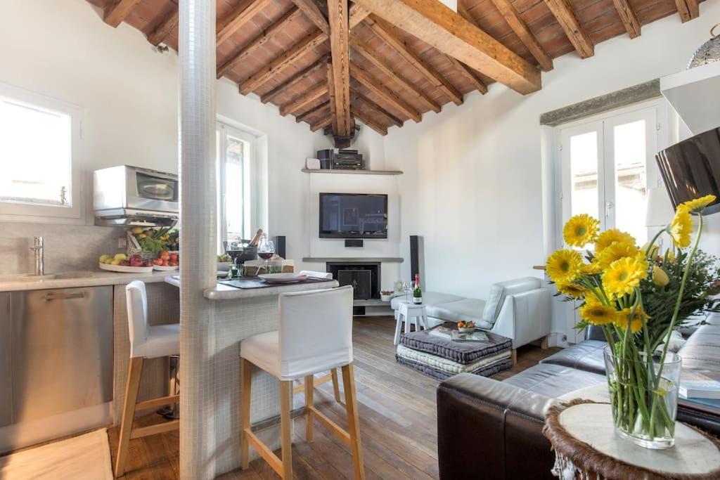 Romantic View Apartment *