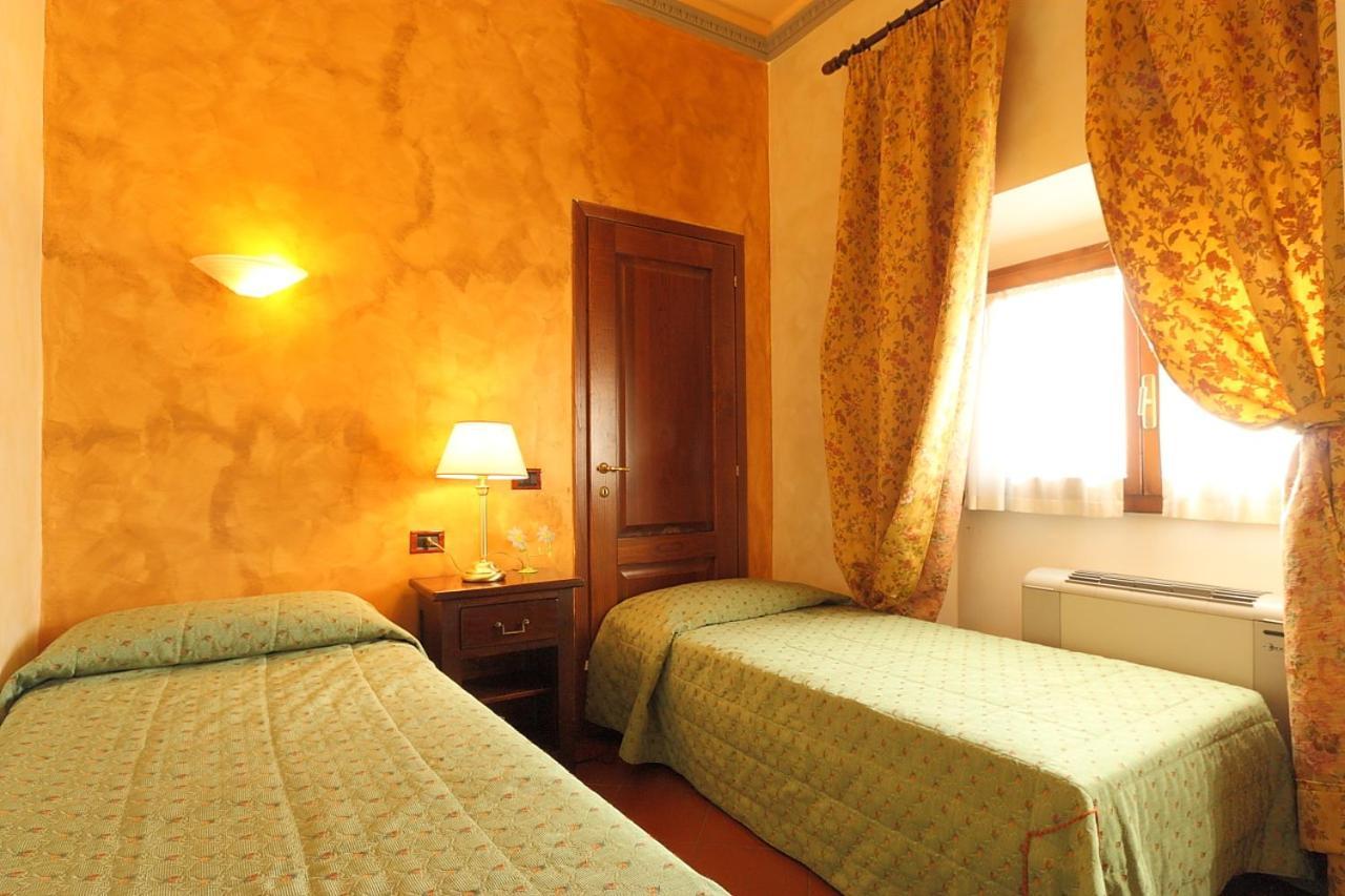 Delle Tele Hotel