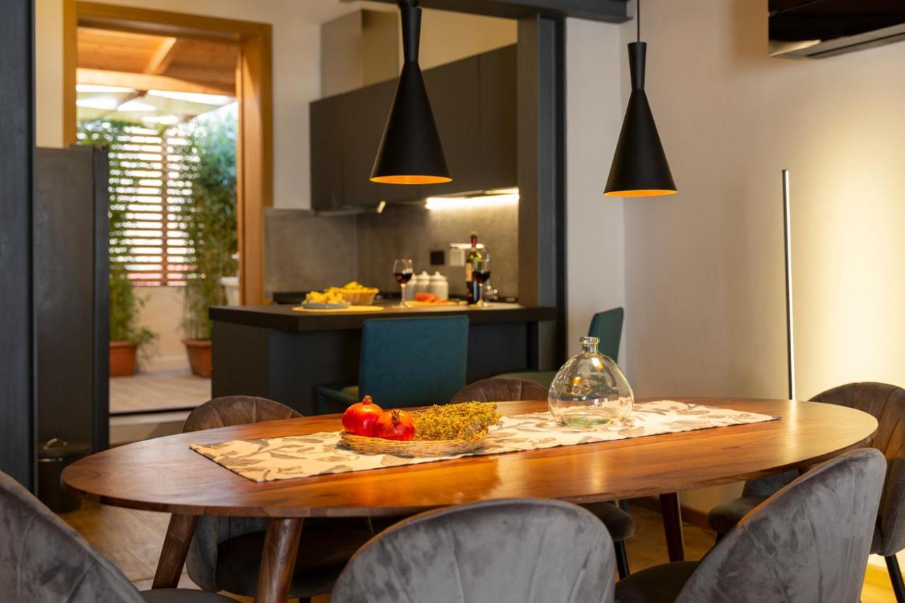 Industrial Design Loft With Outdoor Living Terrace Firenze