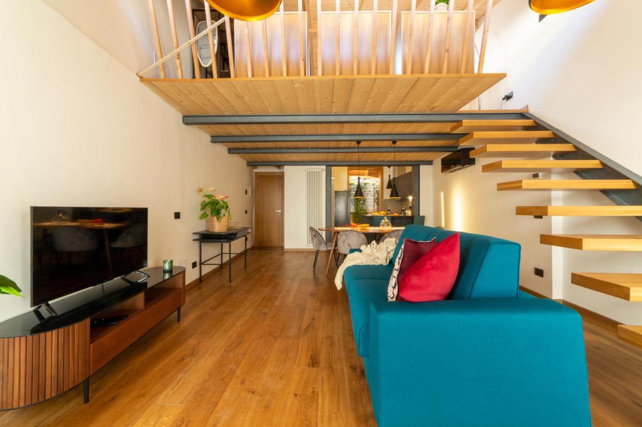 Appartamento Industrial Design Loft With Outdoor Living Terrace *