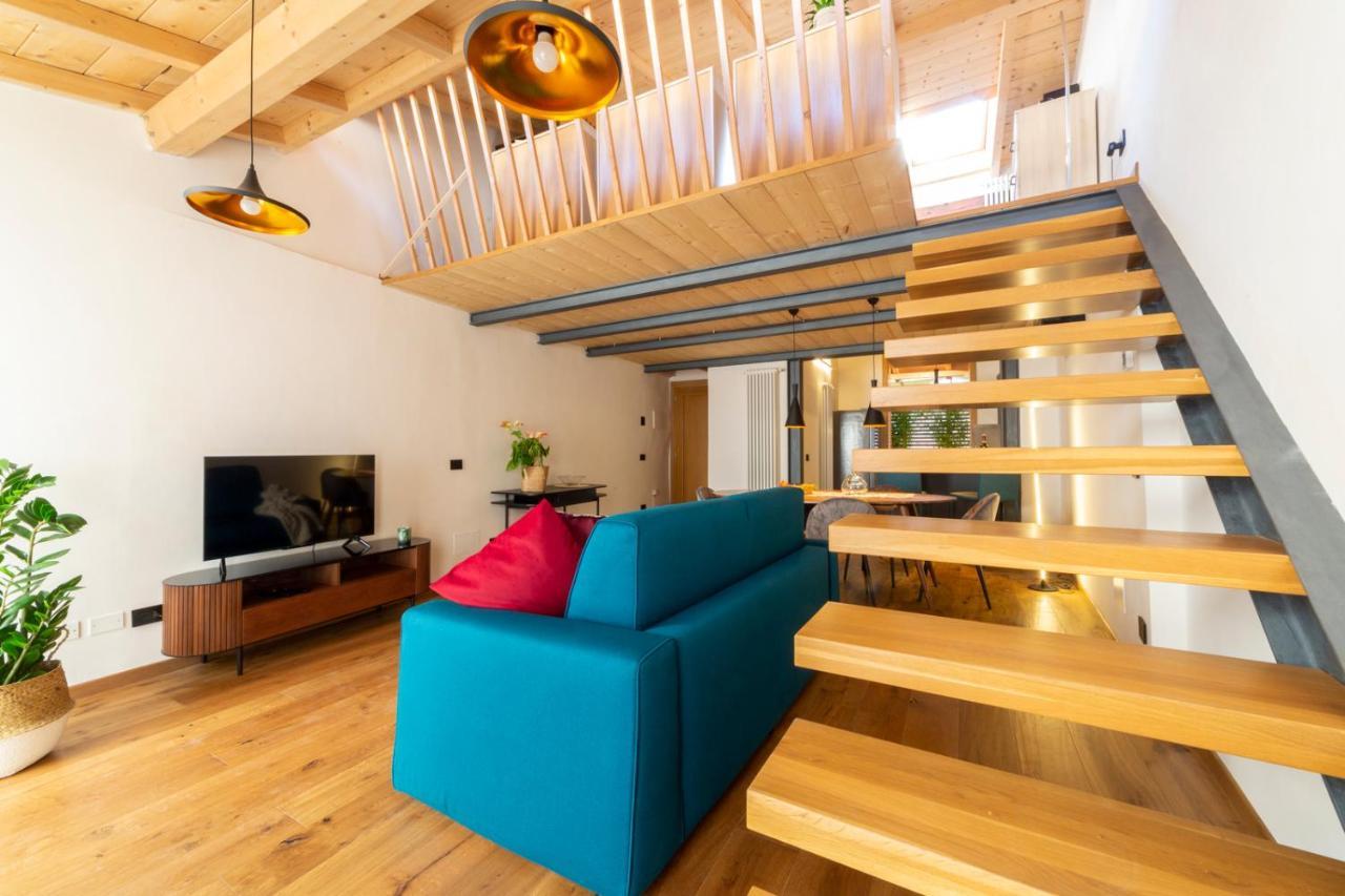 Appartamento Industrial Design Loft With Outdoor Living Terrace *
