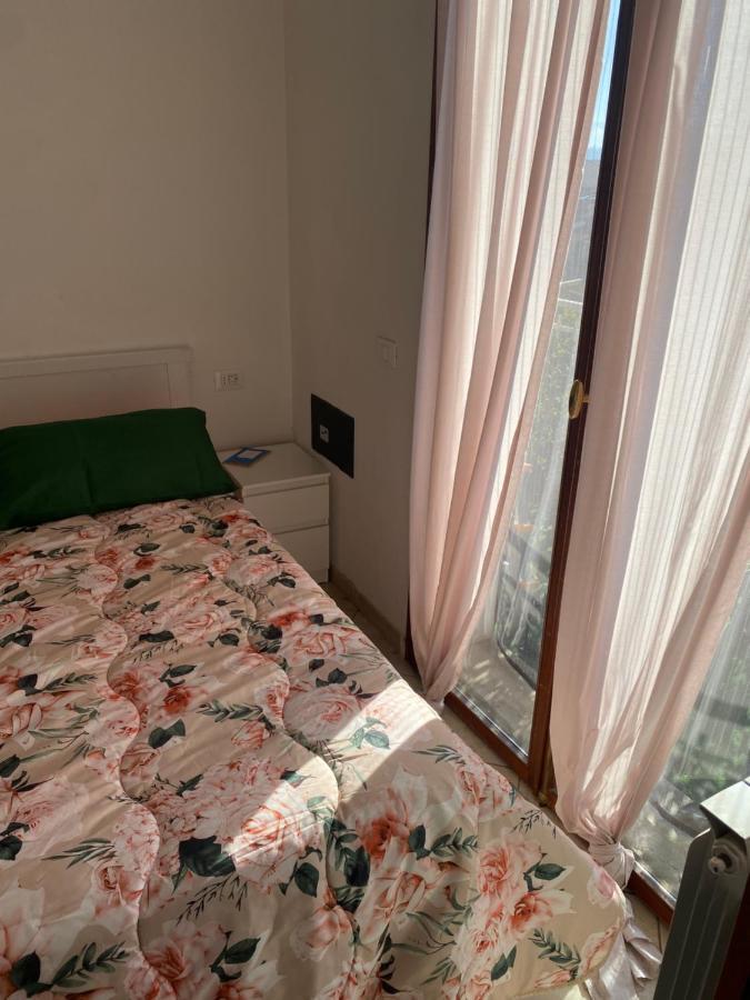 Golden Lungarno River Apartment