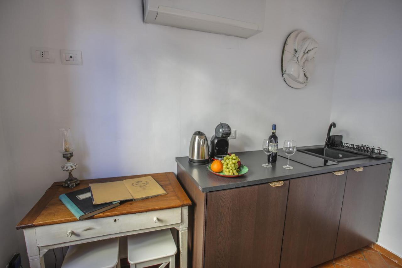 Giorgio - Sweet Dreams In Apartment Florence