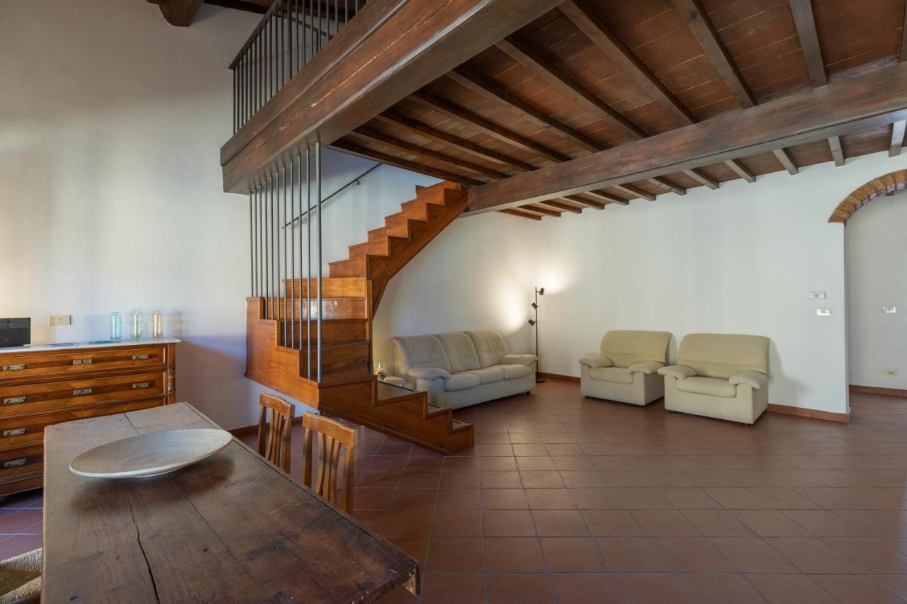 Apartment Pitti View In Serragli Florence