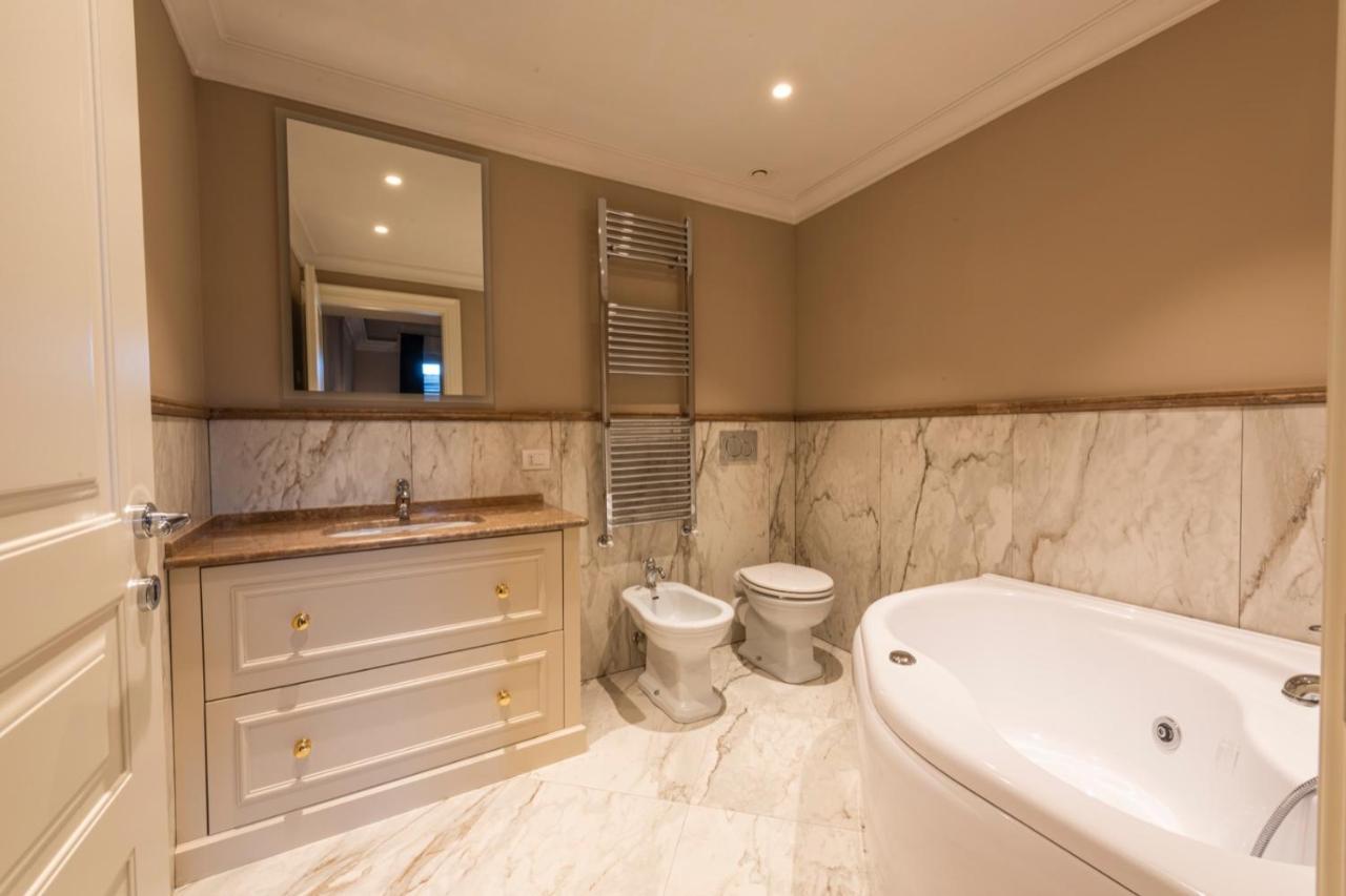 Borgo Albizi Penthouse Apartment Florence