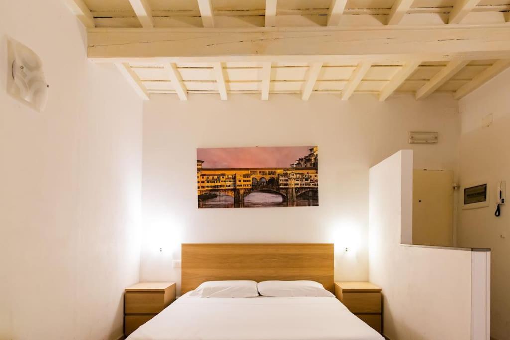 Apartment Lovely Portion Of Few Steps From Basilica Santa Croce