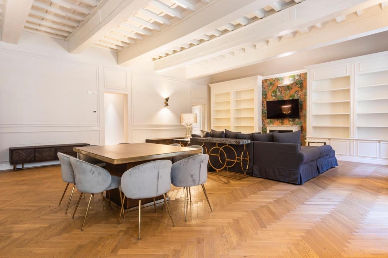 Apartment Borgo Albizi Penthouse