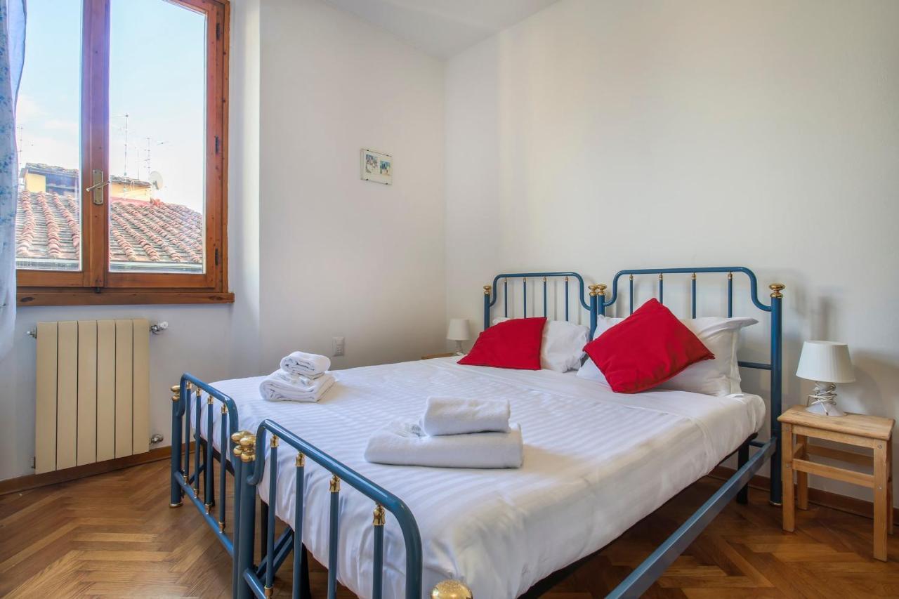 In Great Location Apartment *