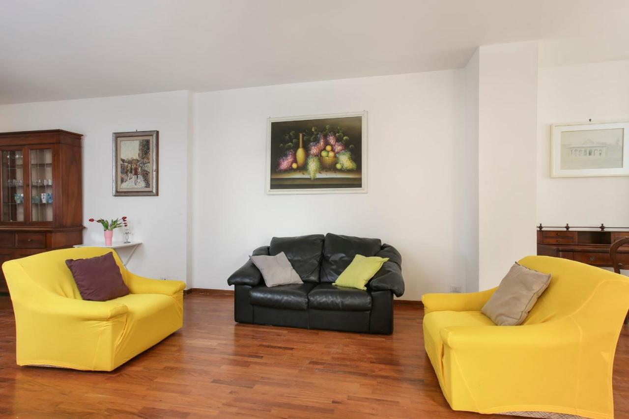 In Great Location Apartment Florence