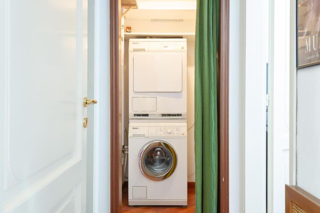 Apartment Liberty Veranda W/ Pvt Parking & Garden. Tram Stop *