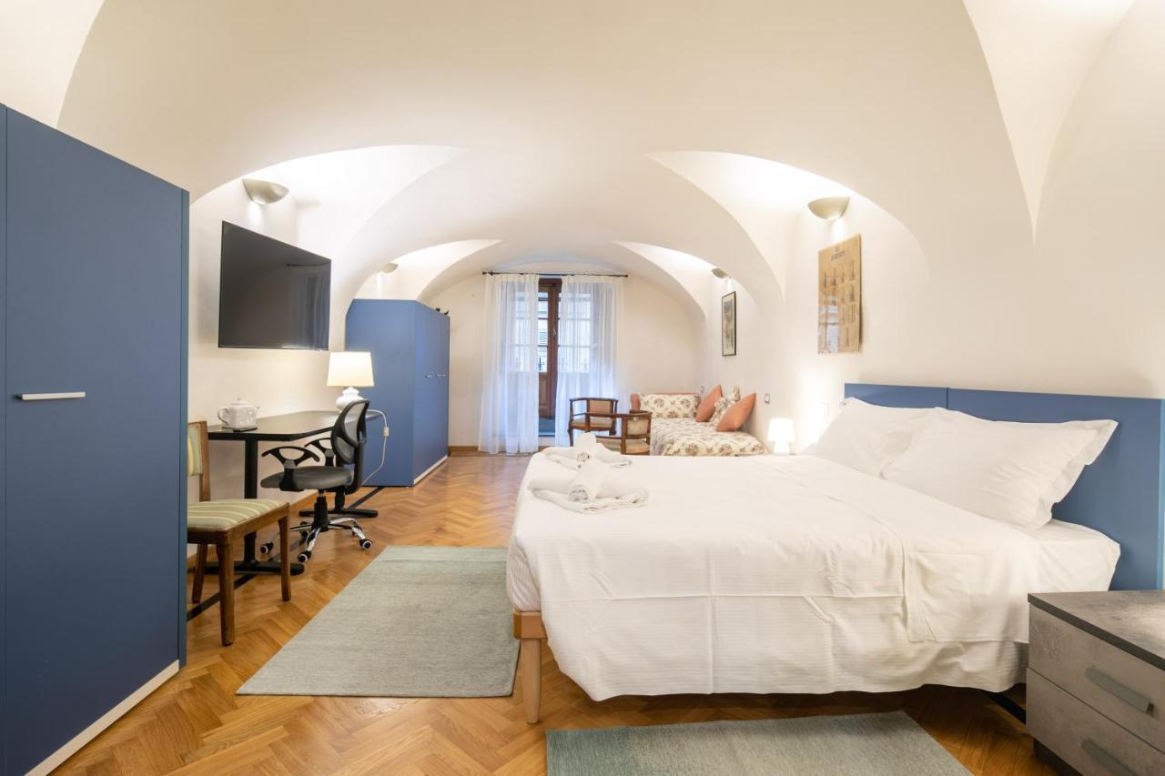 Tintori Apartment
