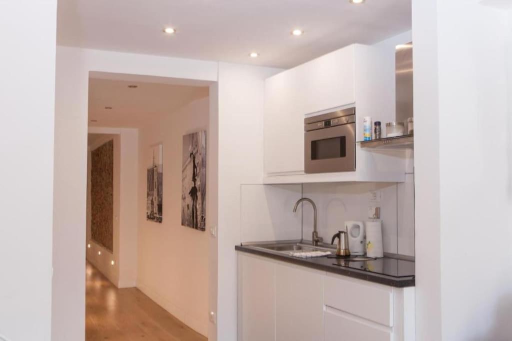 Di Charme A Due Passi Dalla Stazione Apartment Florence