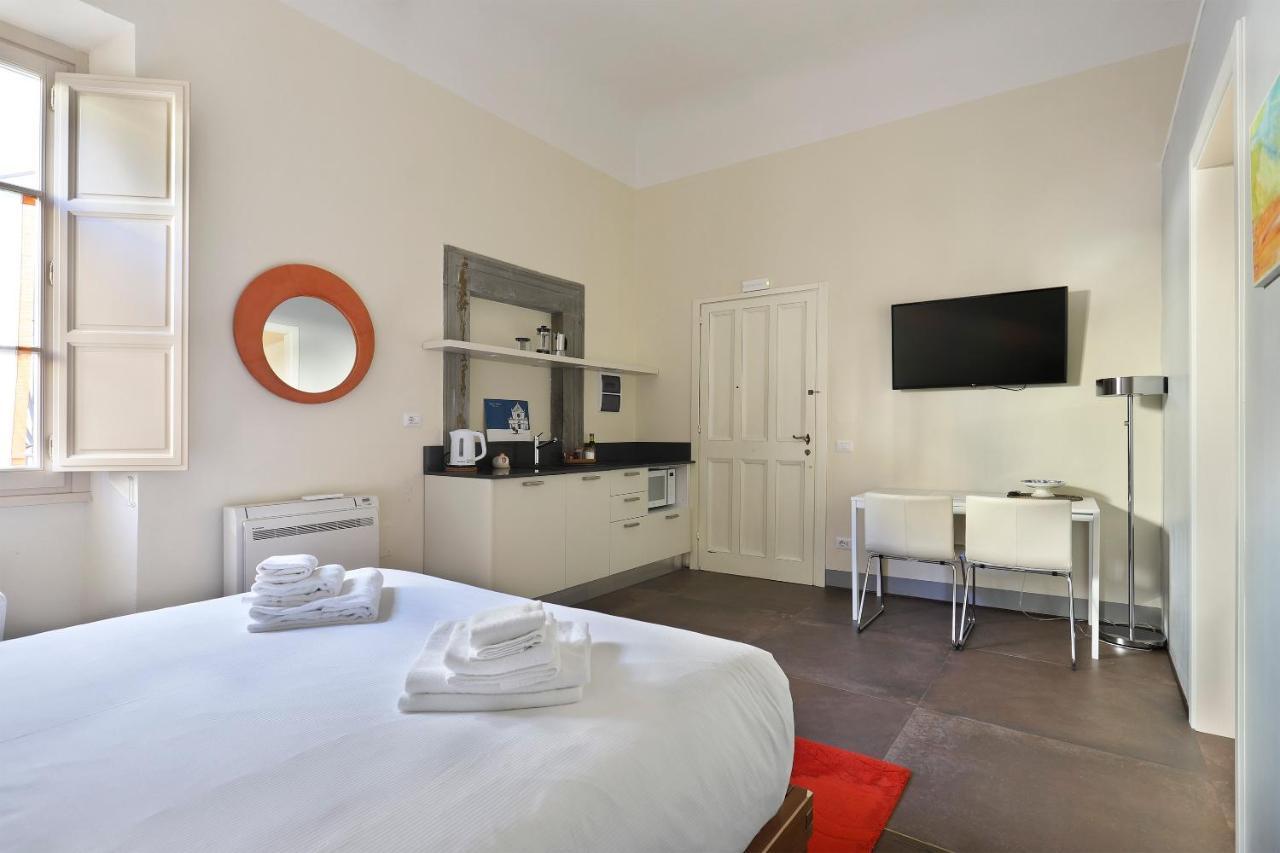 Apt. Perla - Pauline Suites, Palazzo Borghese Apartment