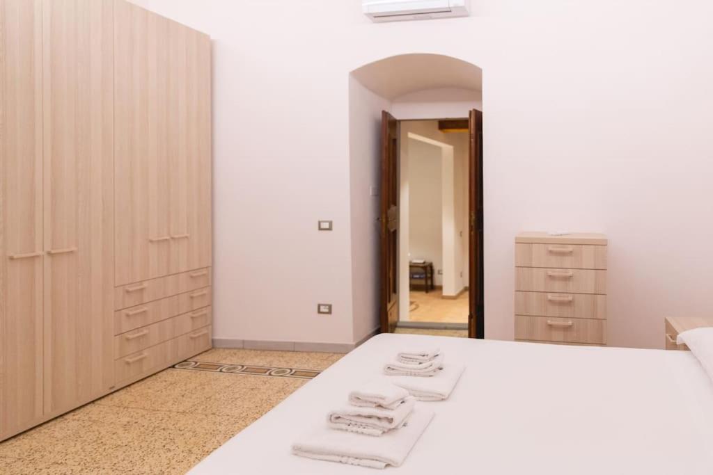 Cozy And Charmin 3br Steps By Duomo Apartment Florence