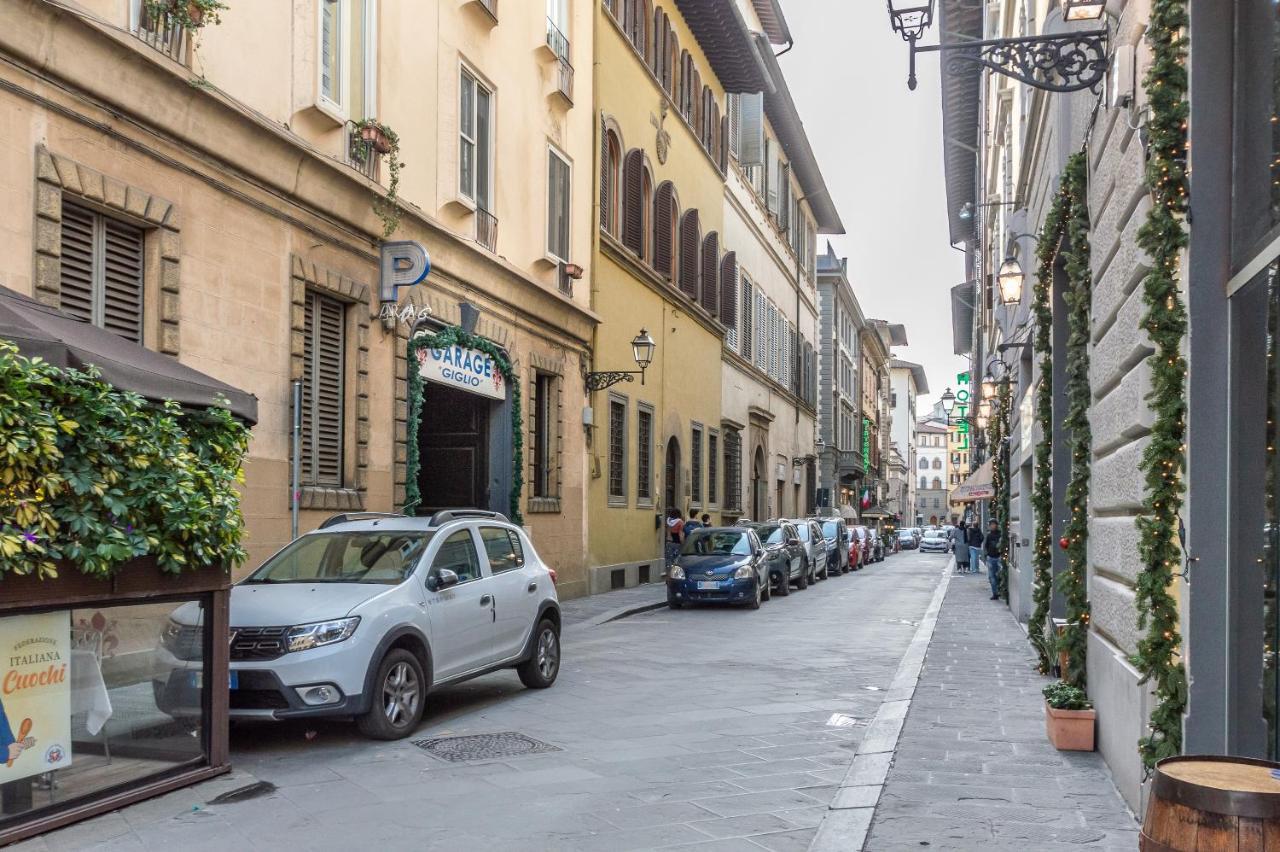 San Lorenzo Five Senses * Florence