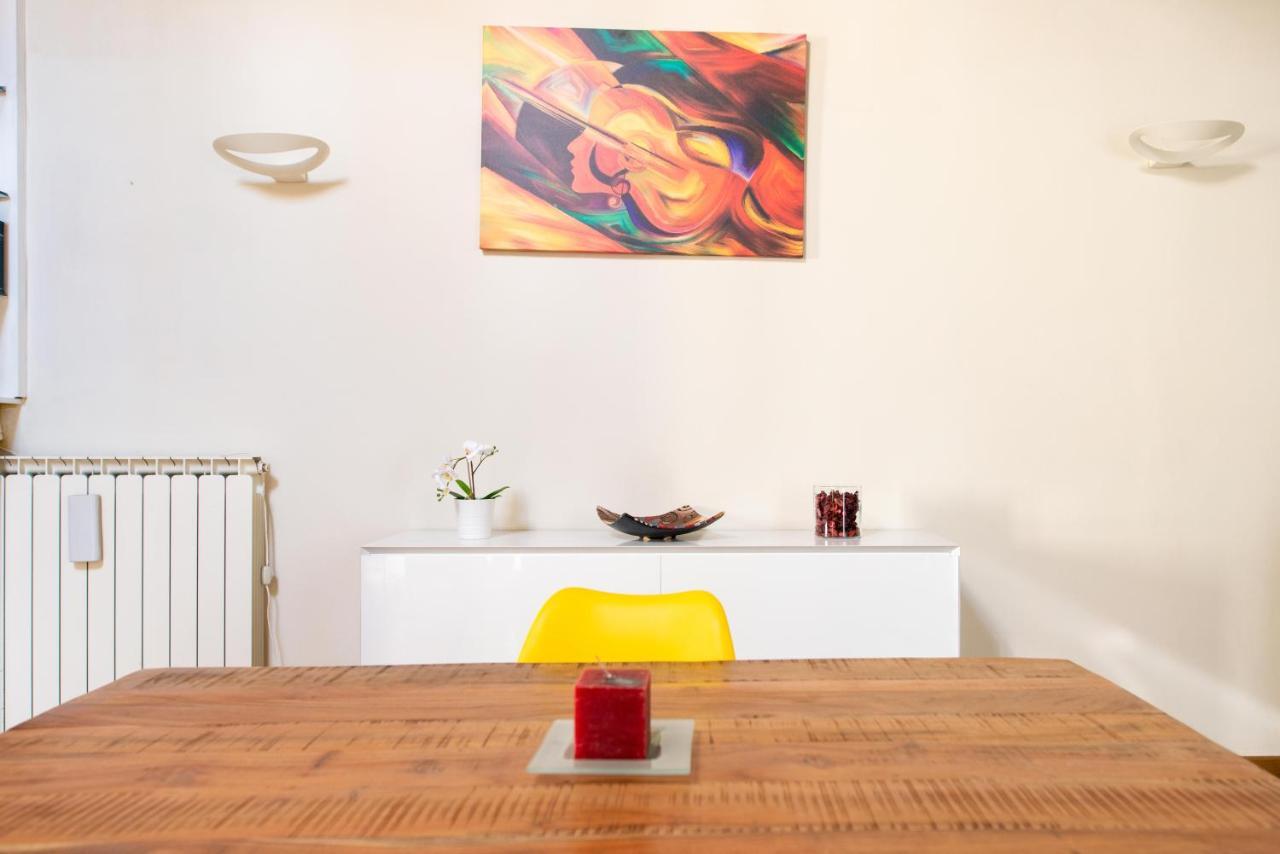 Modern, Bright Near Boboli Gardens & Santo Spirito - Homeunity Firenze