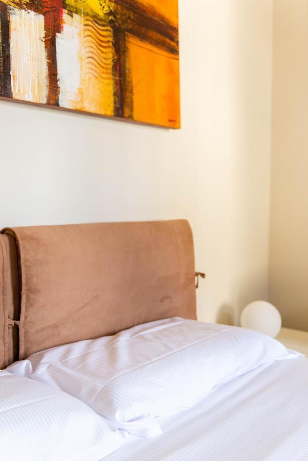 Modern, Bright Near Boboli Gardens & Santo Spirito - Homeunity * Firenze
