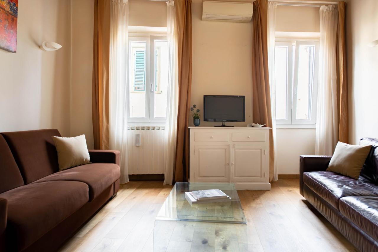 Modern, Bright Near Boboli Gardens & Santo Spirito - Homeunity Appartamento Firenze