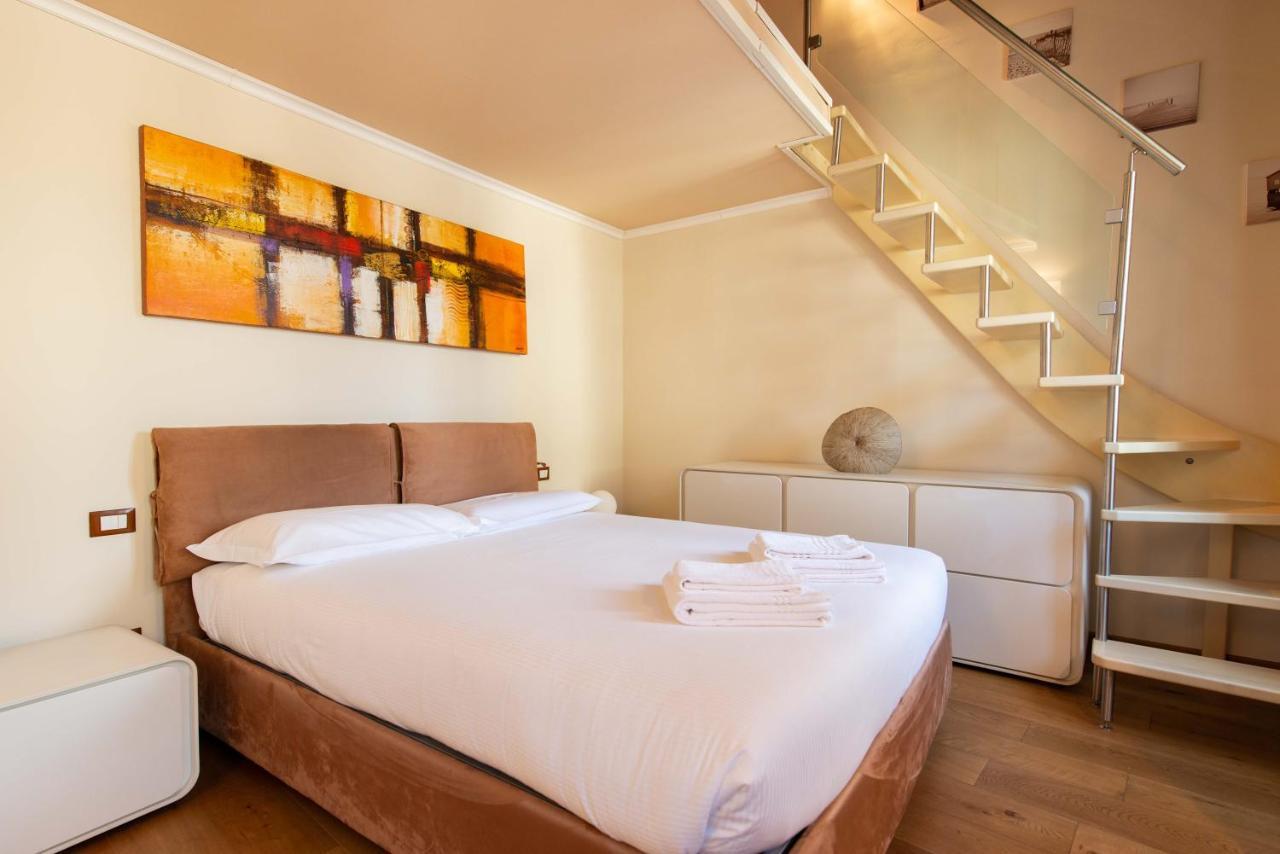 Appartamento Modern, Bright Near Boboli Gardens & Santo Spirito - Homeunity *