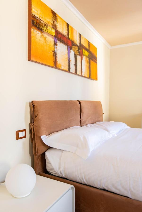 Modern, Bright Near Boboli Gardens & Santo Spirito - Homeunity Appartamento