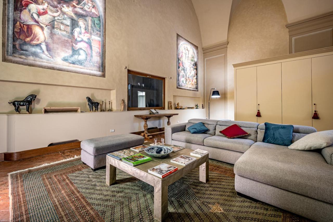 Yid Cantoria Apartment *