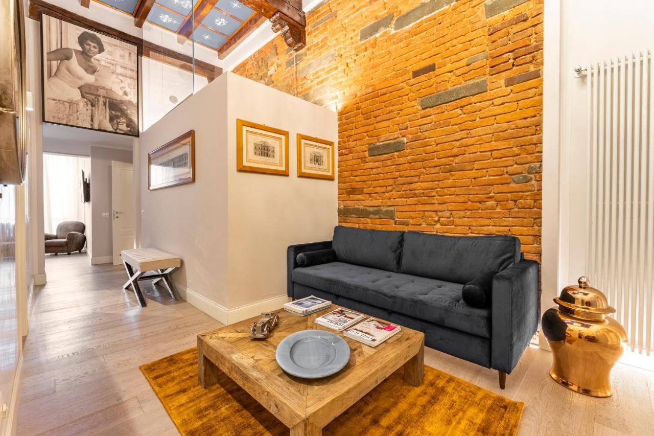 Art Luxury Sofia Florence