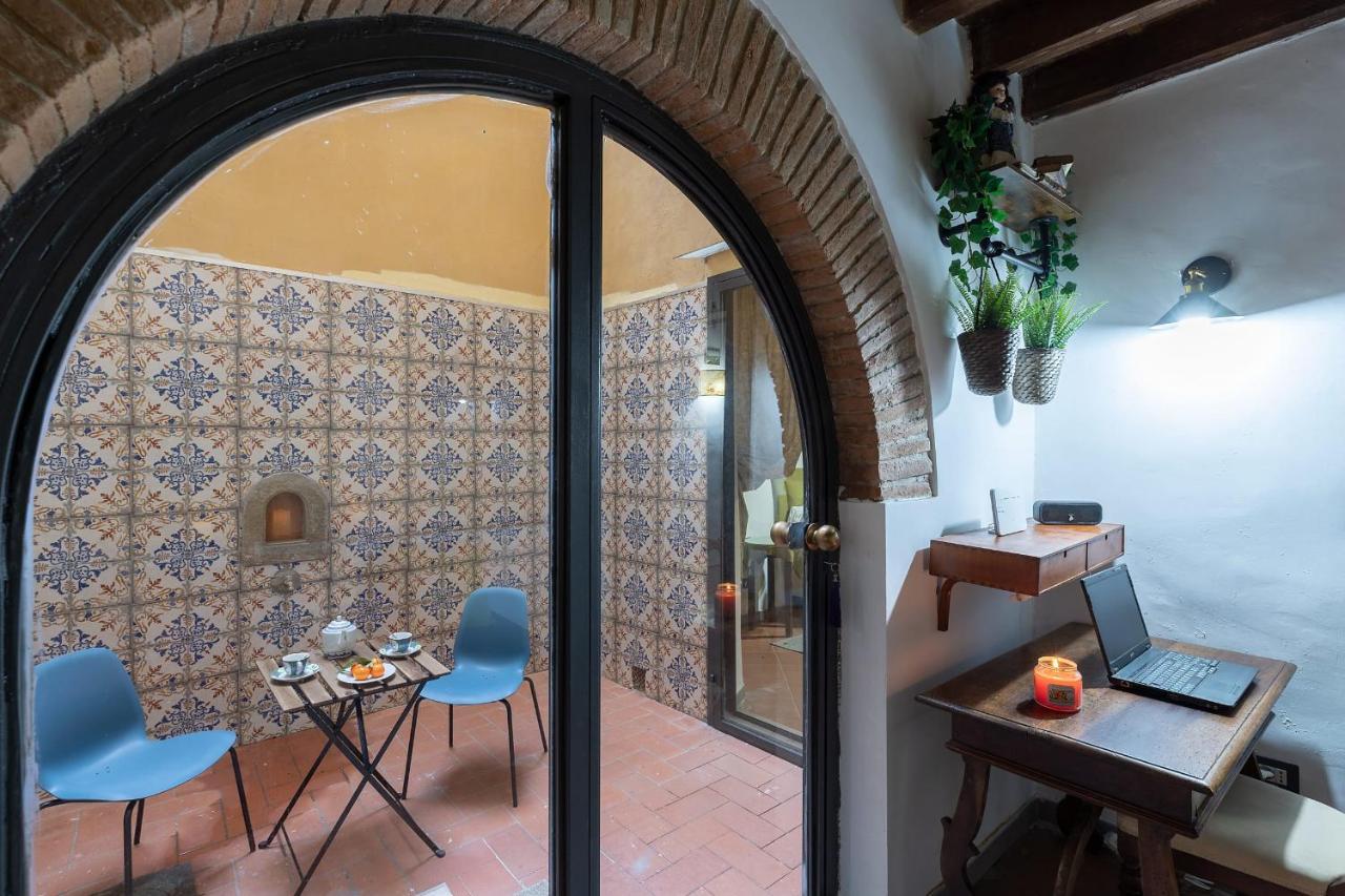 Serragli Court-hosted By Sweetstay *