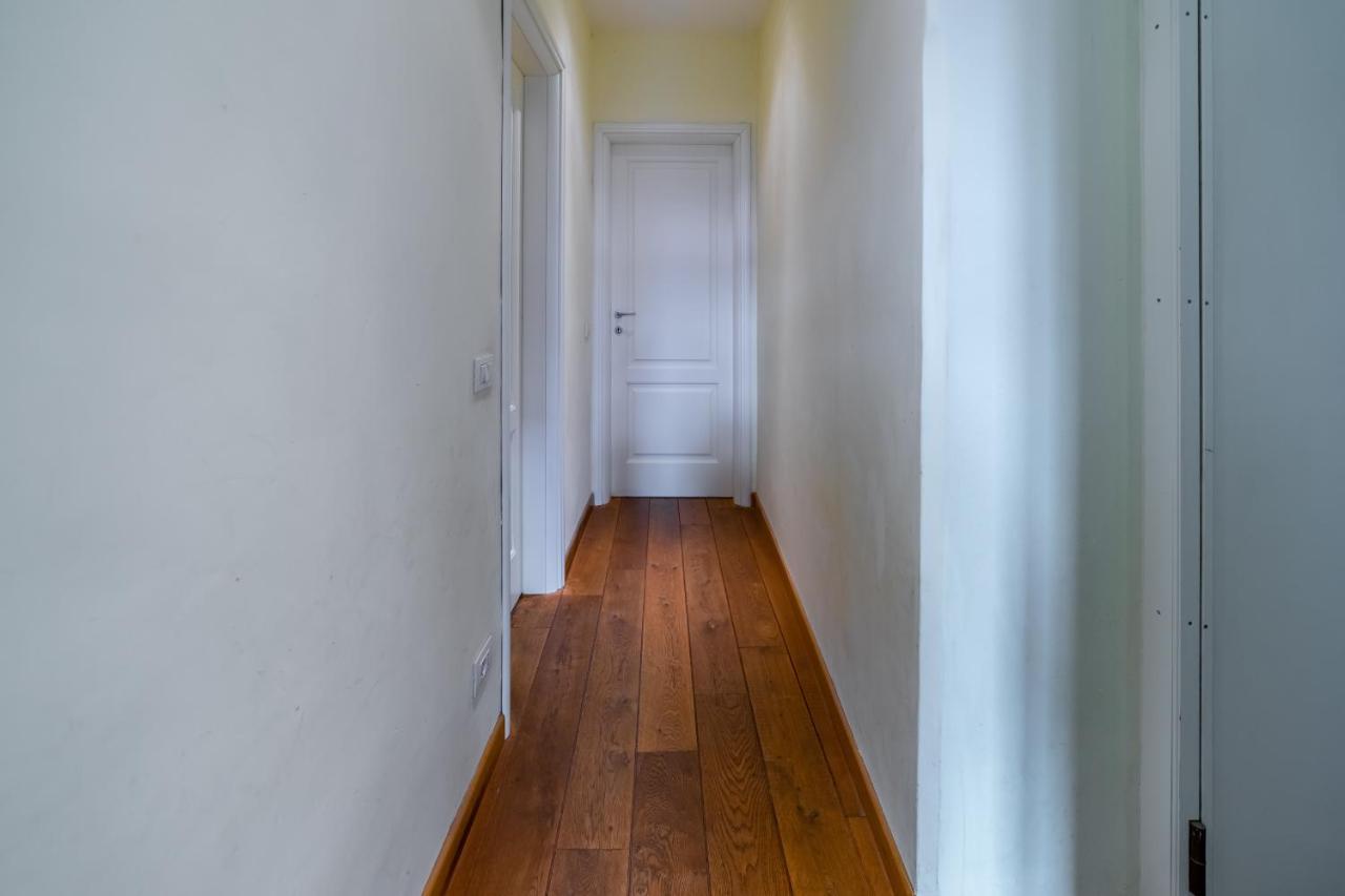 Quiet With Private Garden Apartment