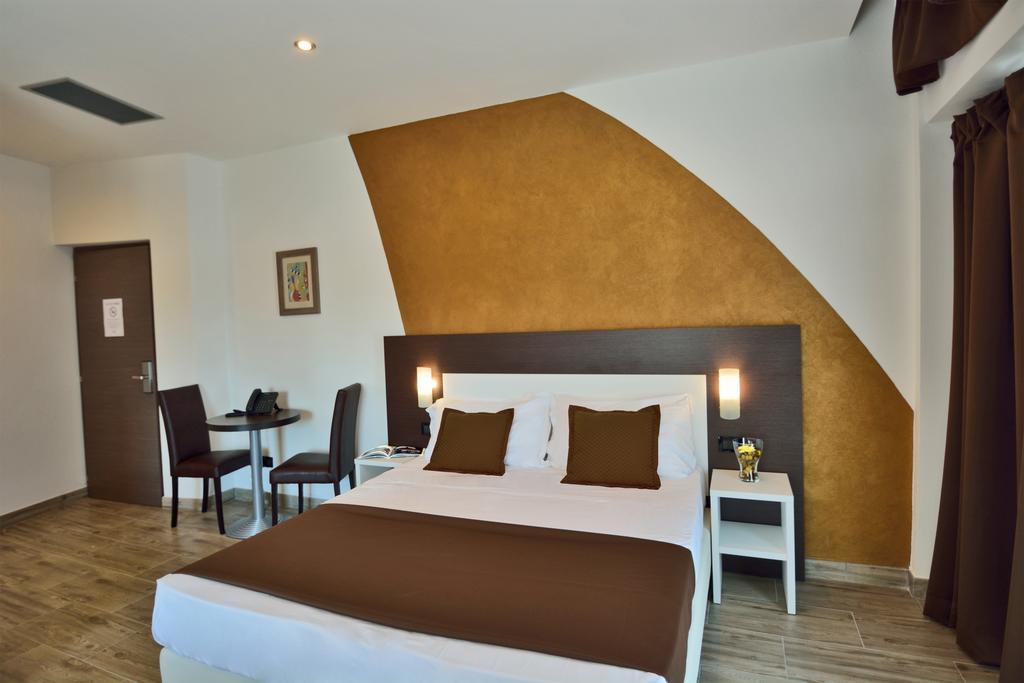 Hotel Luxor
