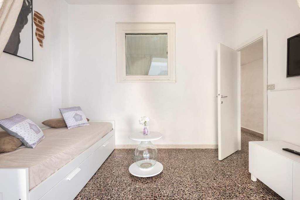 Santa Croce Apartment *