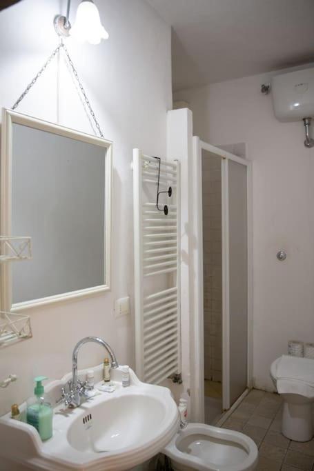 Elegant Outside Ztl & 10min From Center Appartamento