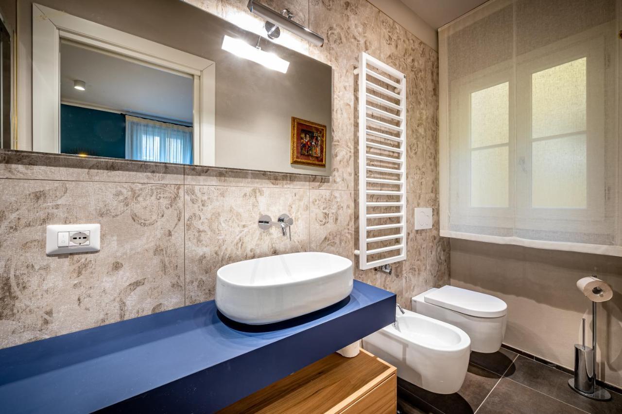 Hs4u Ricasoli Luxury Near Duomo N.2 Appartamento *