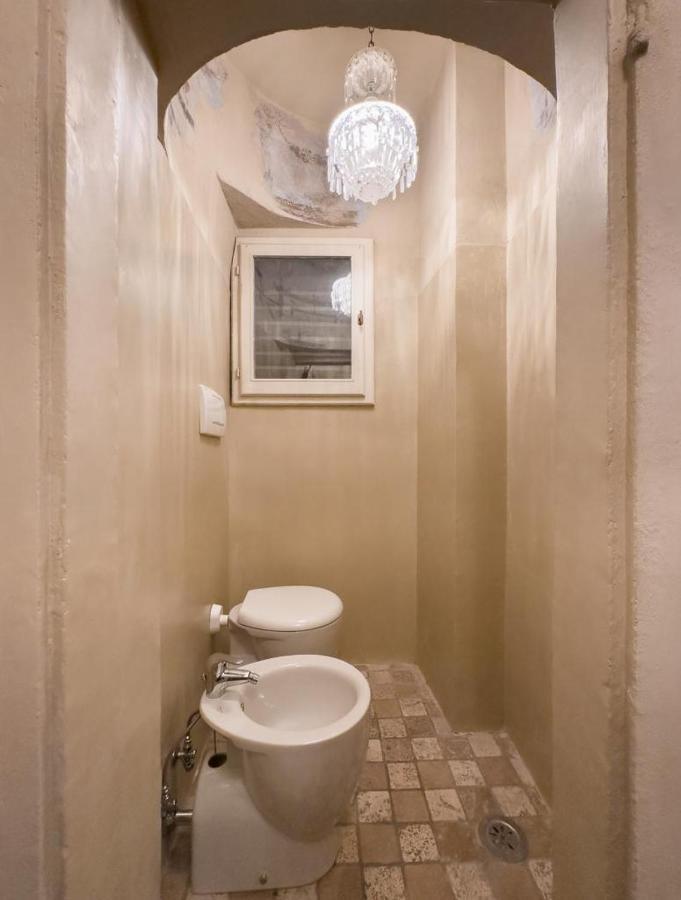 Renaissance Palace Noble Floor Apartment Florence