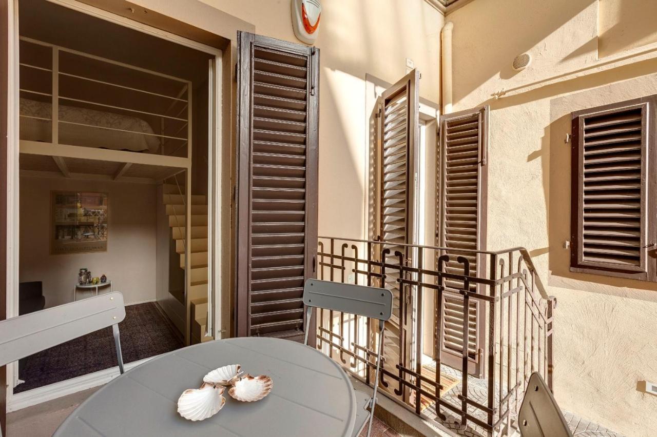 Central Berchet With Terrace And Private Entrance Florence