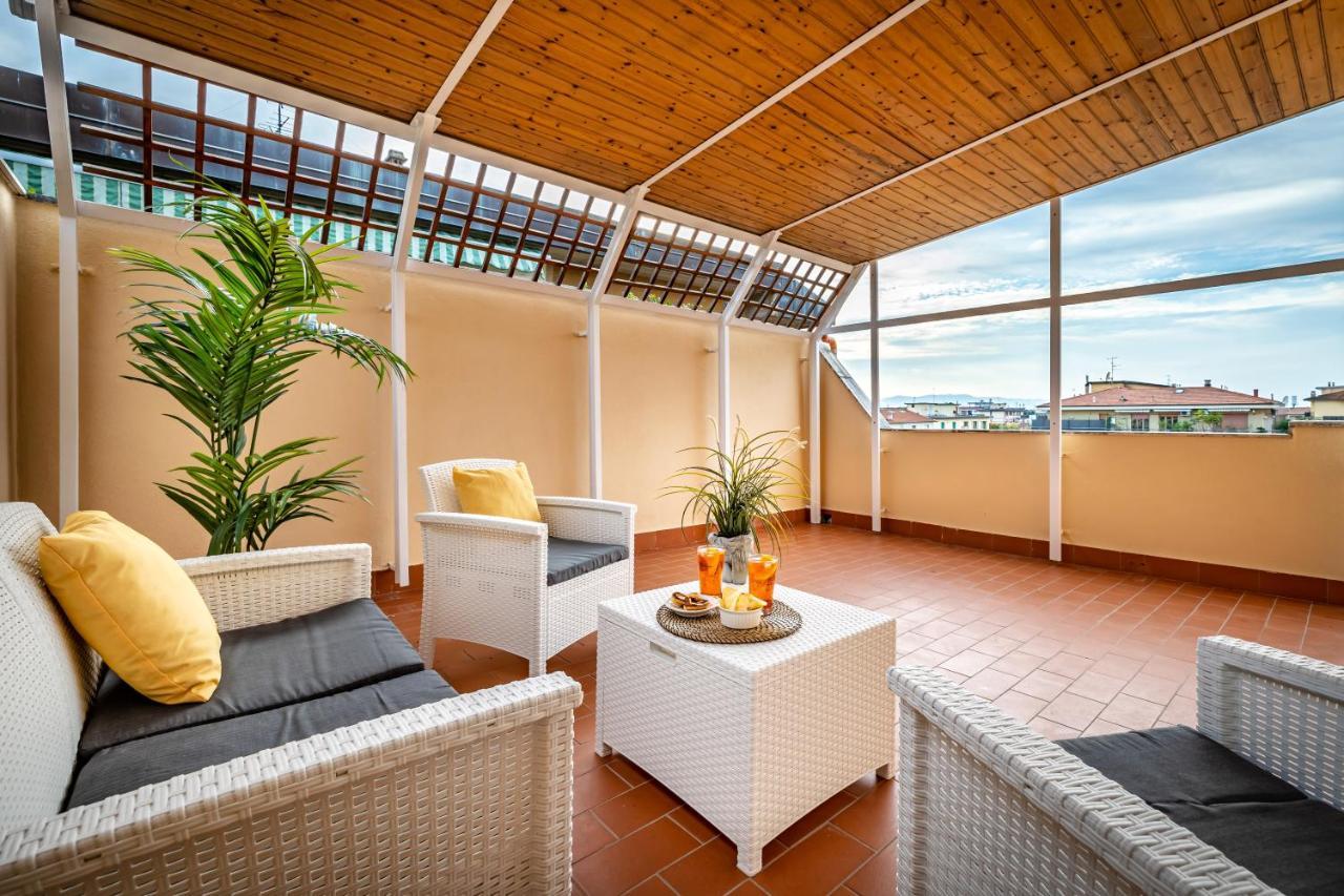 Yid Penthouse Design Apt Novoli Apartment
