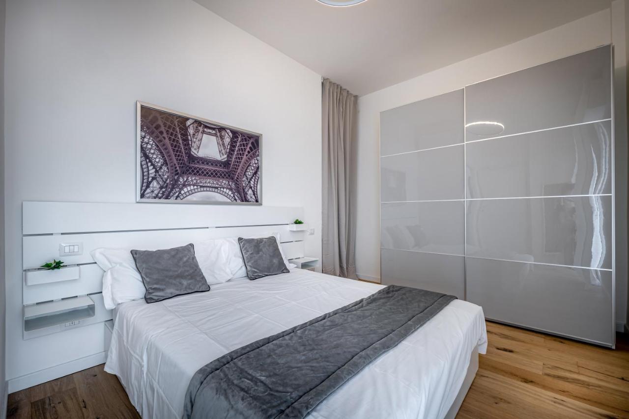 Yid Penthouse Design Apt Novoli Apartment Florence