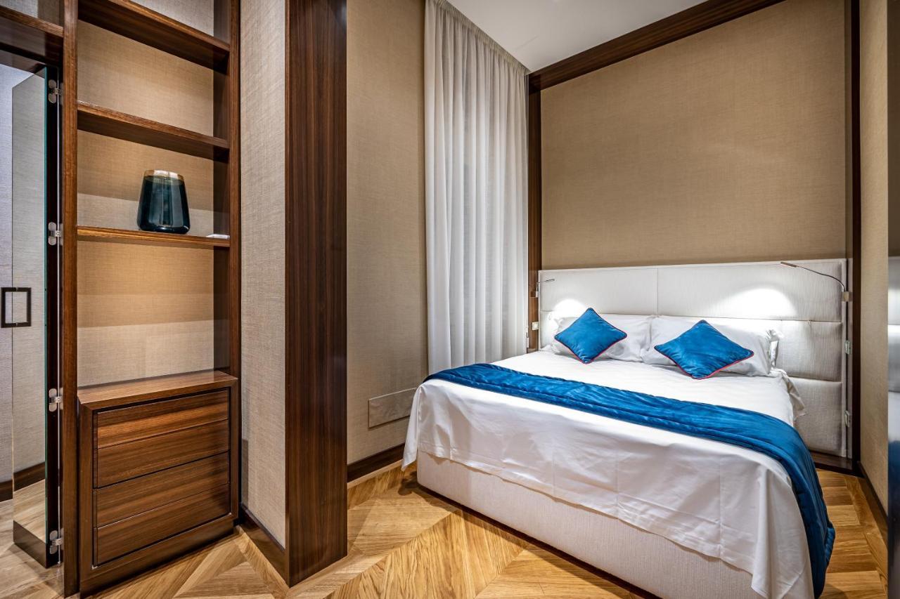 Apartment Yid Santa Maria Novella With Balcony