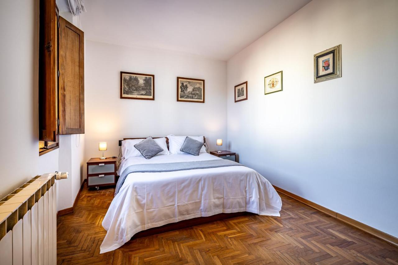 Apartment Yid Vellutini Florence