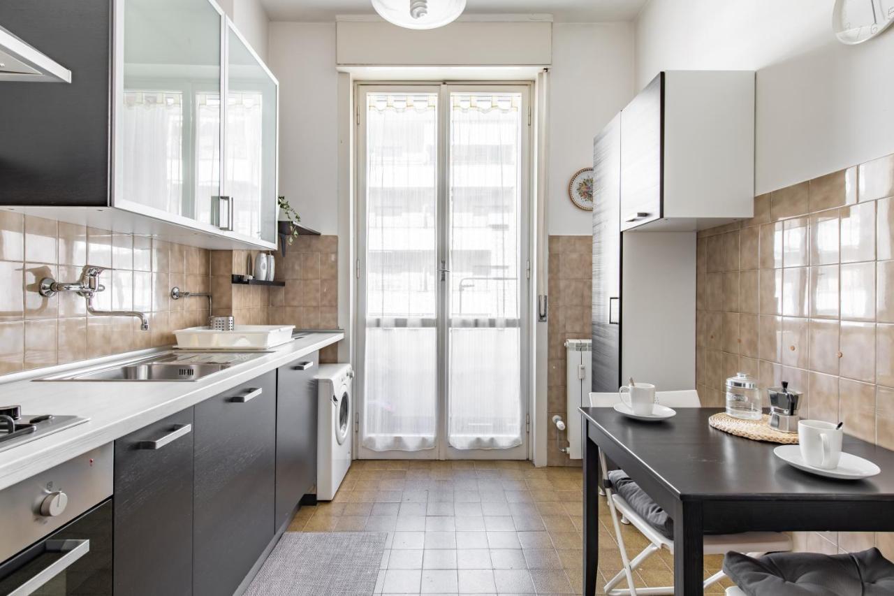 Modern & Bright Apartment! Appartamento Firenze